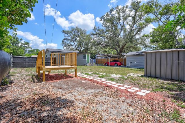 5000 43RD AVENUE N, St Petersburg, FL 33709