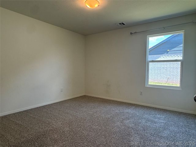 3755 E 143rd Place S, Bixby, OK 74008