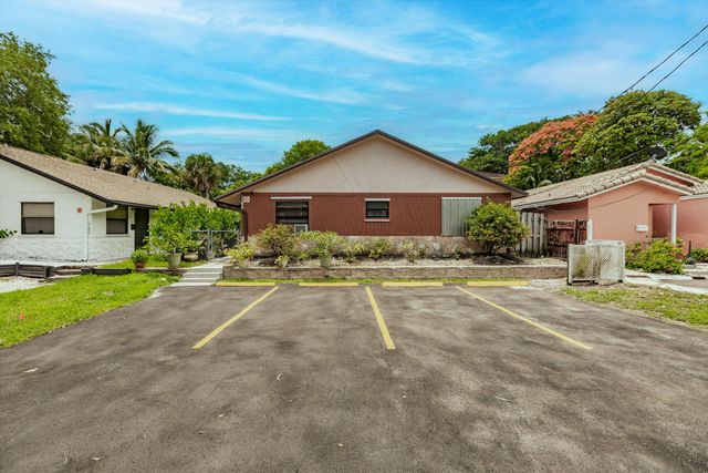 1786 SW 22nd Street 2, Fort Lauderdale, FL 33315