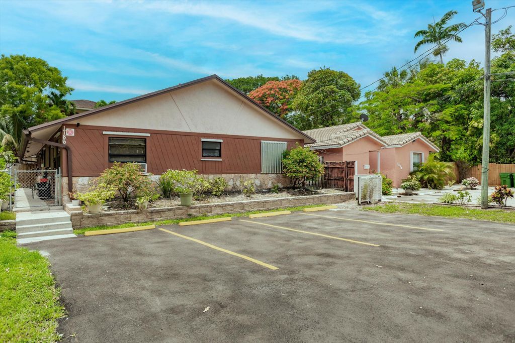 1786 SW 22nd Street 2, Fort Lauderdale, FL 33315