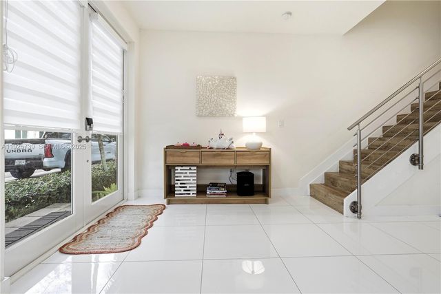 6611 NW 102nd Path, Doral, FL 33178