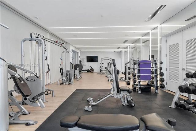 6611 NW 102nd Path, Doral, FL 33178