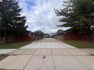 4194 Drouillard Street, Lincoln Park, MI 48146