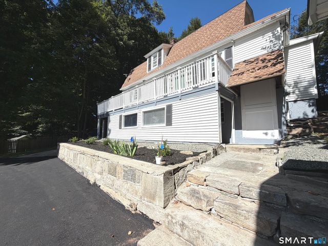 33 Chestnut Grove Road, Watertown, CT 06795