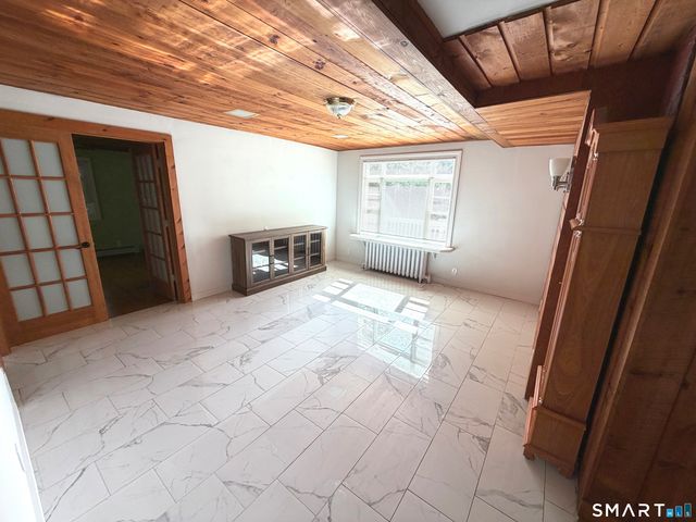 33 Chestnut Grove Road, Watertown, CT 06795