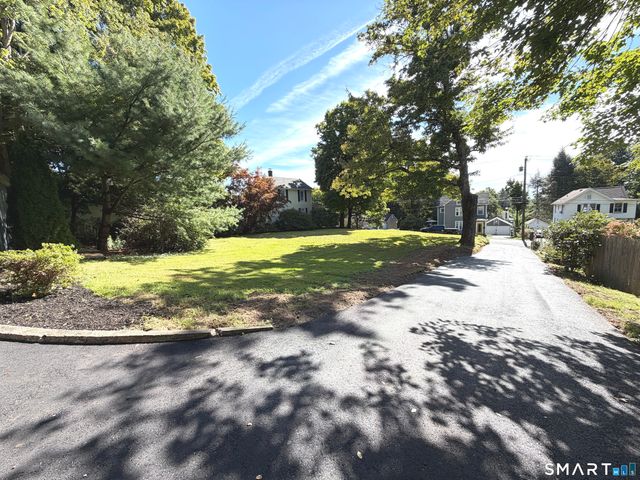 33 Chestnut Grove Road, Watertown, CT 06795