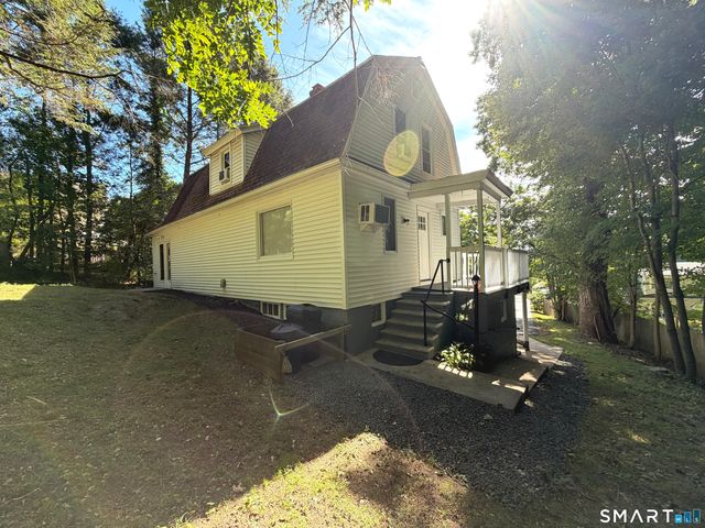 33 Chestnut Grove Road, Watertown, CT 06795