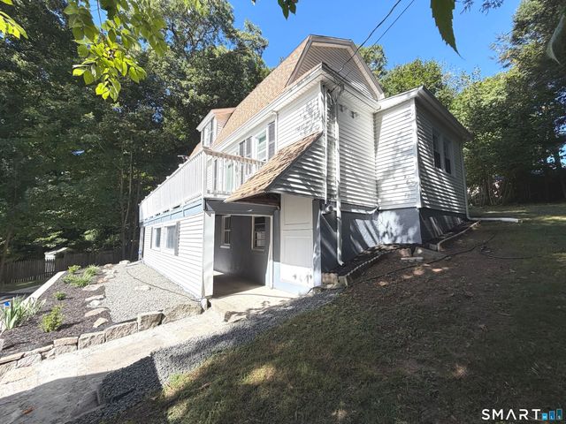 33 Chestnut Grove Road, Watertown, CT 06795