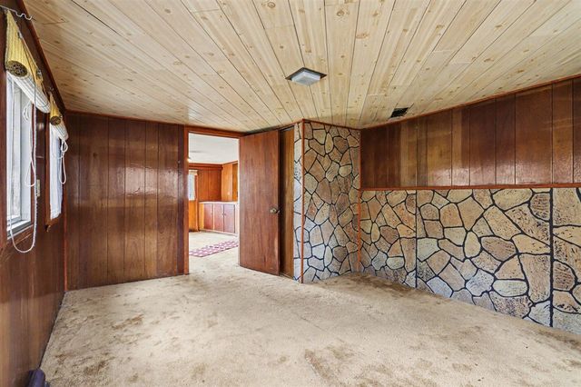 11790 Lakeway Drive, Plainwell, MI 49080