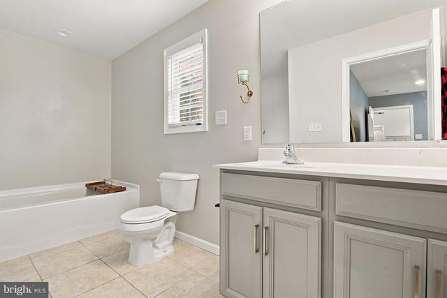 238 BASIN DR, Inwood, WV 25428