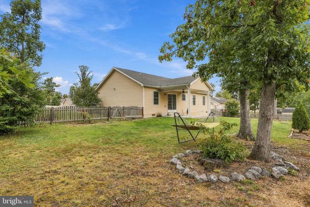 238 BASIN DR, Inwood, WV 25428