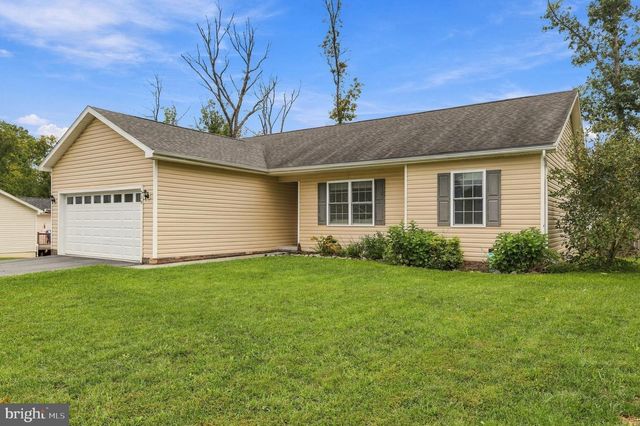 238 BASIN DR, Inwood, WV 25428