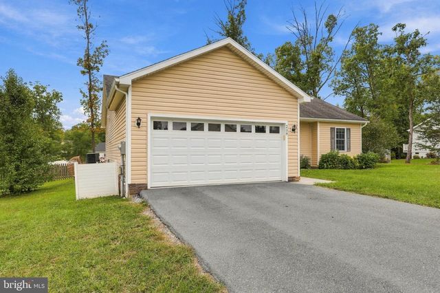 238 BASIN DR, Inwood, WV 25428