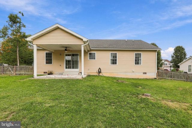 238 BASIN DR, Inwood, WV 25428