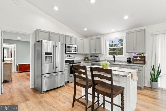 238 BASIN DR, Inwood, WV 25428