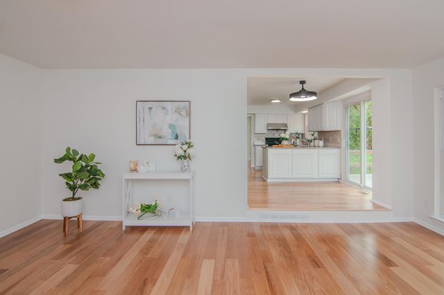 3044 Turnberry Lane, Ann Arbor, MI 48108