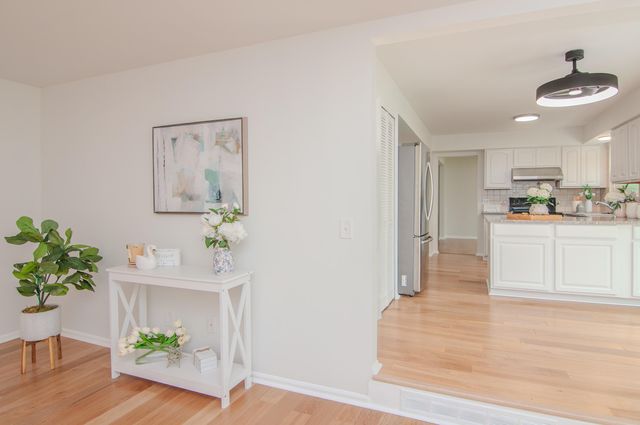 3044 Turnberry Lane, Ann Arbor, MI 48108