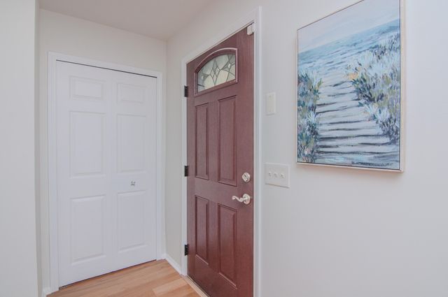 3044 Turnberry Lane, Ann Arbor, MI 48108
