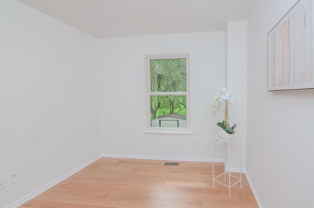 3044 Turnberry Lane, Ann Arbor, MI 48108