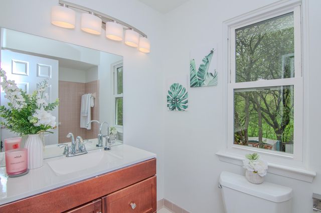 3044 Turnberry Lane, Ann Arbor, MI 48108