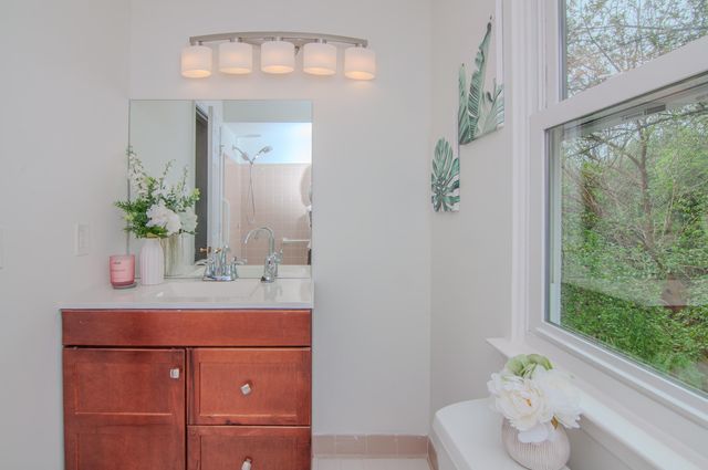 3044 Turnberry Lane, Ann Arbor, MI 48108