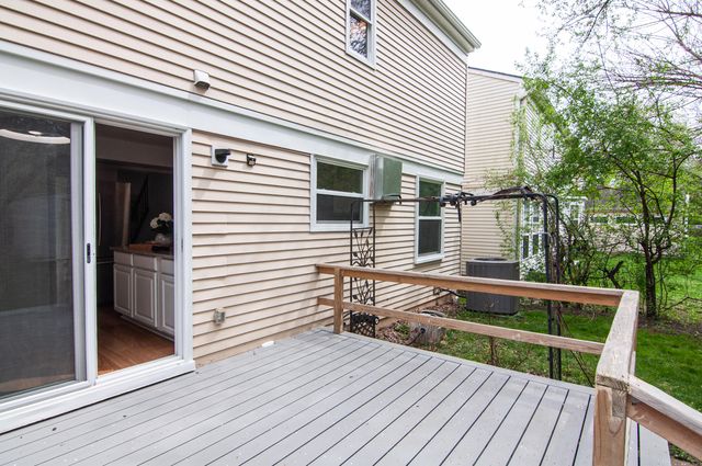3044 Turnberry Lane, Ann Arbor, MI 48108