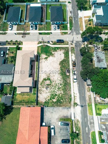1000 NW 4 Ave, Hallandale Beach, FL 33009