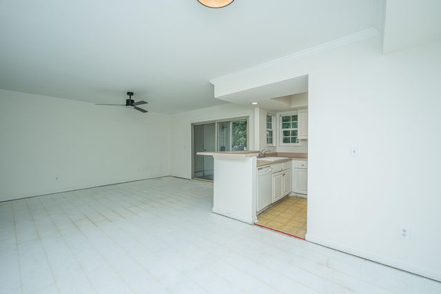 1839 Villa Maison B, Mount Pleasant, SC 29464