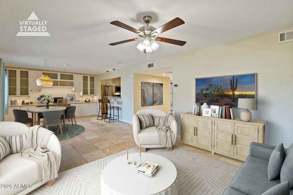 Image 10 of property listing at 5324 N 78TH Place, Scottsdale, AZ 85250