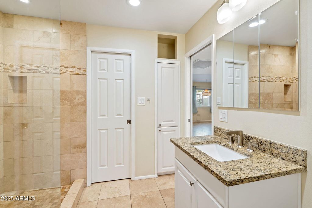 Image 30 of property listing at 5324 N 78TH Place, Scottsdale, AZ 85250