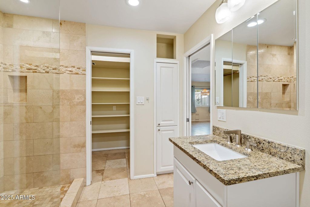 Image 31 of property listing at 5324 N 78TH Place, Scottsdale, AZ 85250