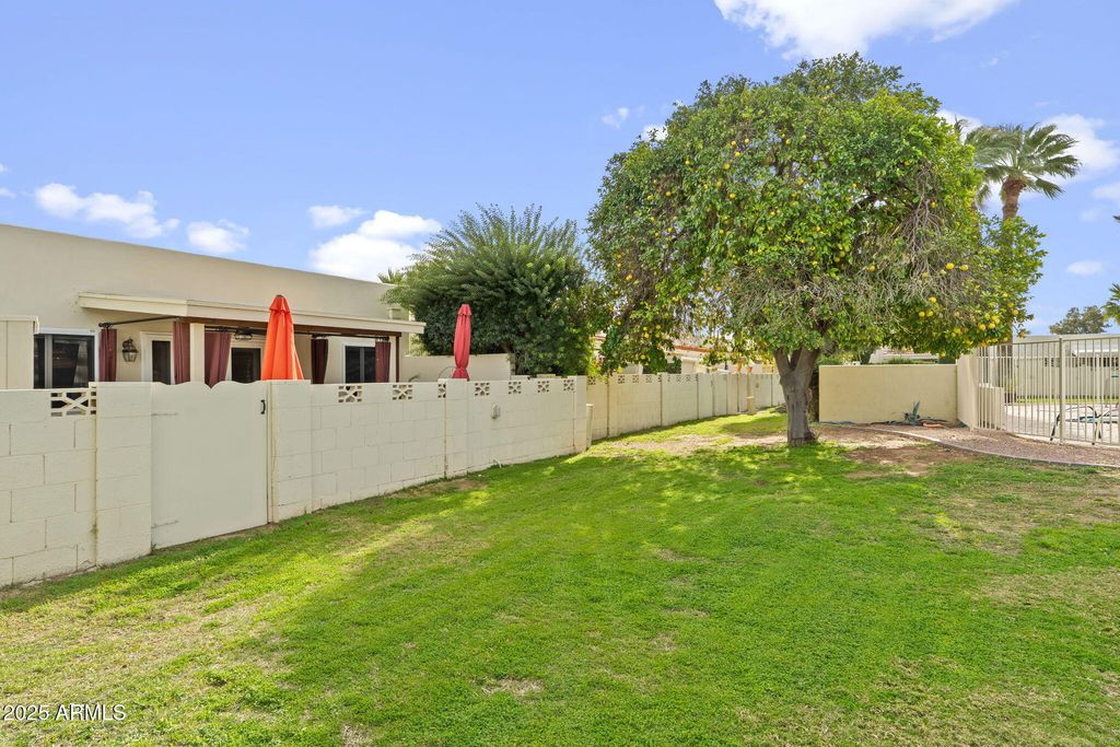 Image 38 of property listing at 5324 N 78TH Place, Scottsdale, AZ 85250