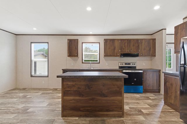 148 Cr Road 2198, Cleveland, TX 77327
