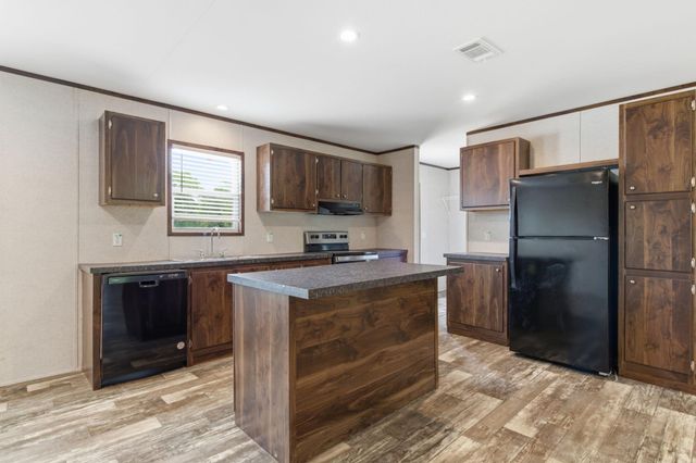 148 Cr Road 2198, Cleveland, TX 77327