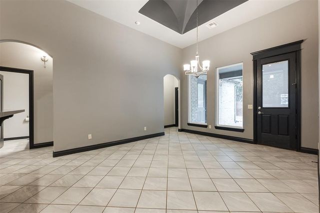 10404 Cherrywood Drive, Oklahoma City, OK 73151