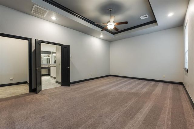 10404 Cherrywood Drive, Oklahoma City, OK 73151