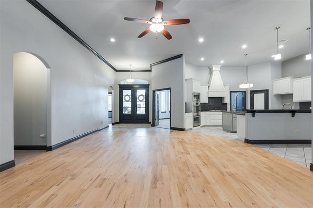 10404 Cherrywood Drive, Oklahoma City, OK 73151