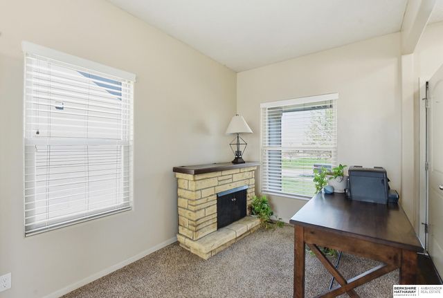 16611 Dora Hamann Parkway, Omaha, NE 68116