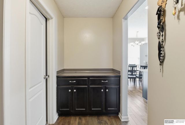 16611 Dora Hamann Parkway, Omaha, NE 68116