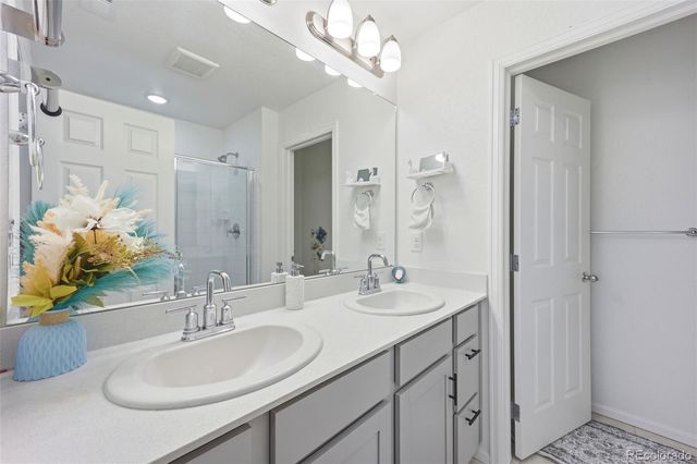 16535 E Alameda Parkway, Aurora, CO 80017