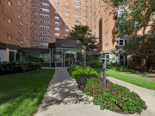 4970 N Marine Drive 321, Chicago, IL 60640