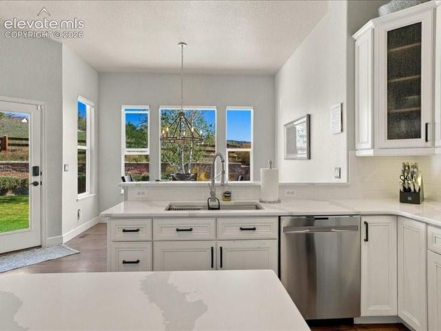 589 Burke Hollow Drive, Monument, CO 80132