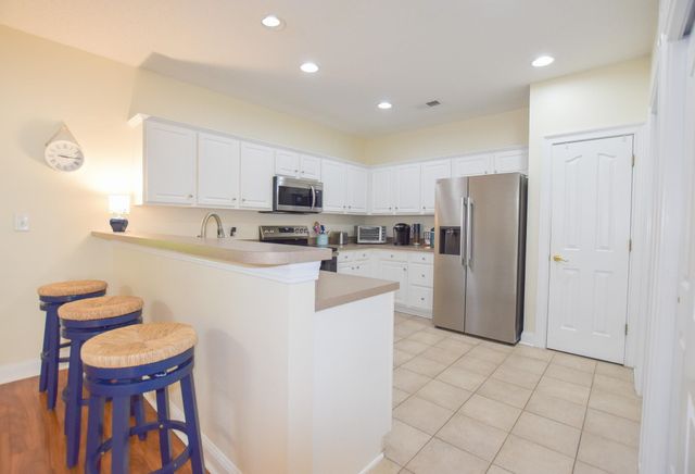 2450 Marsh Glen Dr Unit 321, North Myrtle Beach, SC 29582