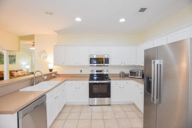 2450 Marsh Glen Dr Unit 321, North Myrtle Beach, SC 29582