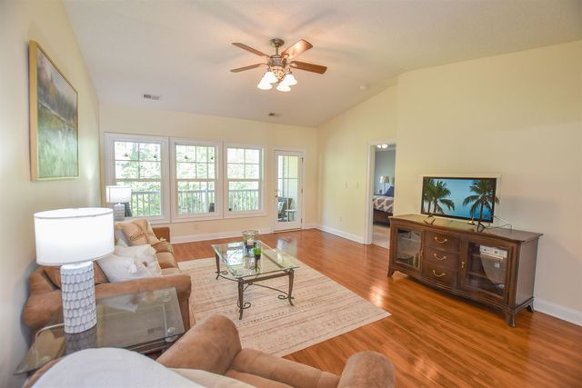 2450 Marsh Glen Dr Unit 321, North Myrtle Beach, SC 29582