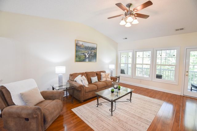 2450 Marsh Glen Dr Unit 321, North Myrtle Beach, SC 29582