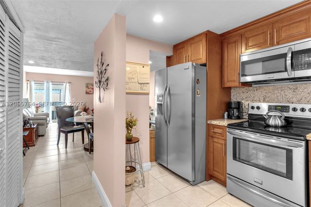 6231 SW 138th Ct, Miami, FL 33183