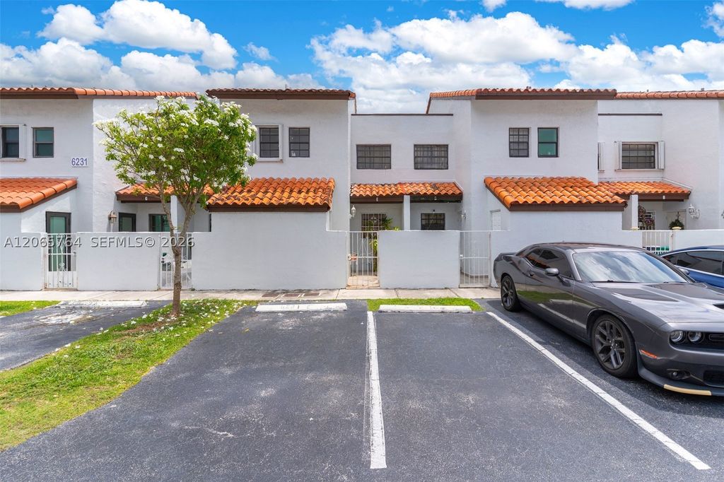 6231 SW 138th Ct, Miami, FL 33183