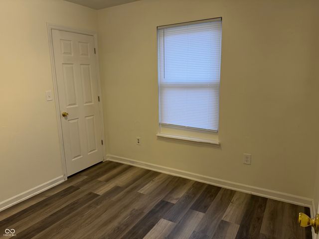 4930 Elliott Avenue, Indianapolis, IN 46201