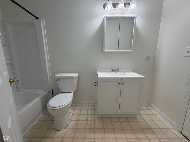 4930 Elliott Avenue, Indianapolis, IN 46201